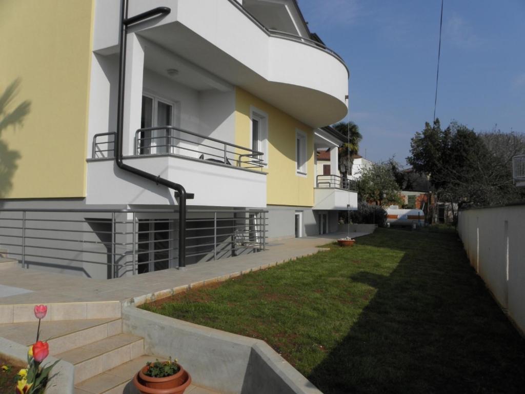 Apartments Paolo In Zambratija At The Sandy Beach エクステリア 写真